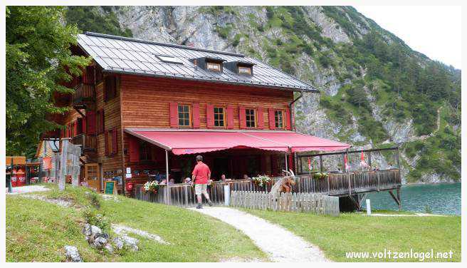 Pertisau. Randonnée au lac Achensee, Pertisau balade au Tyrol Autrichien