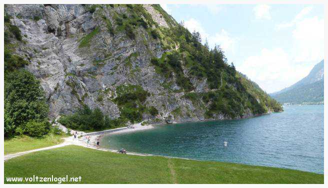Randonnée de Pertisau à Gaisalm en longeant le lac Achensee