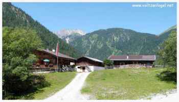 Parcours cyclables dans les vallées alpines