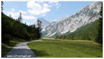 Tyrol : Charme des montagnes et du lac