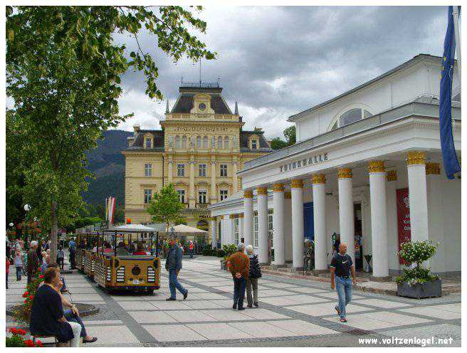 Villa Impériale de Bad Ischl, résidence d'été majestueuse de Sissi et François-Joseph.