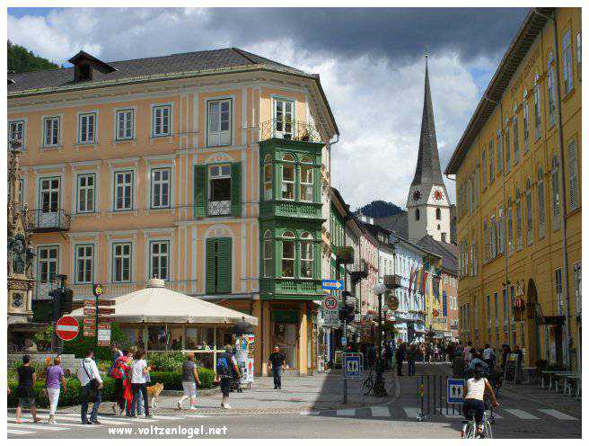 Villa Impériale de Bad Ischl, résidence d'été majestueuse de Sissi et François-Joseph.