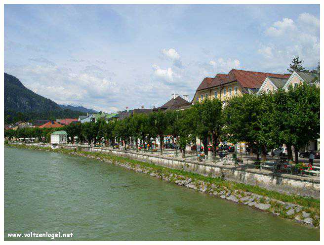 Villa Impériale de Bad Ischl, résidence d'été majestueuse de Sissi et François-Joseph.