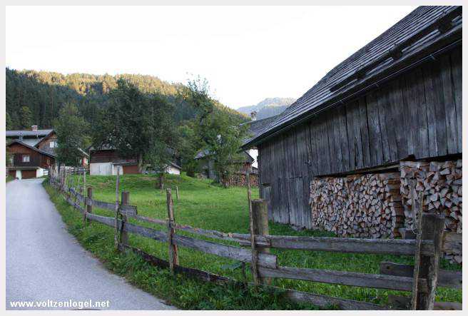 Exploration des trésors cachés de Gosau dans le Salzkammergut.