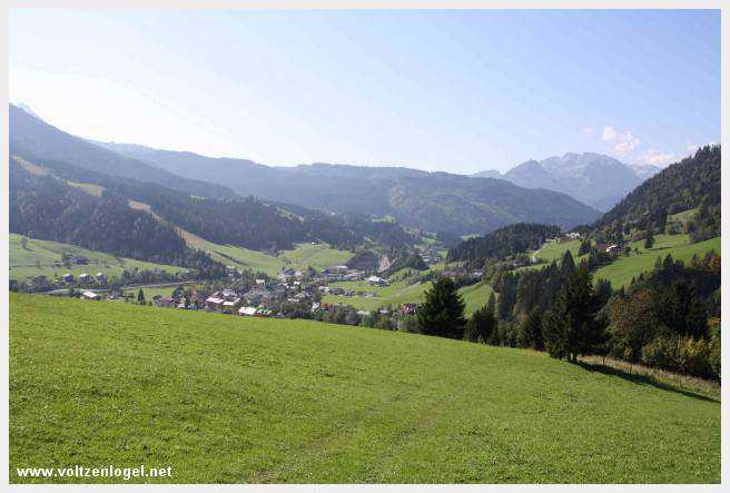 Exploration des trésors cachés de Gosau dans le Salzkammergut.