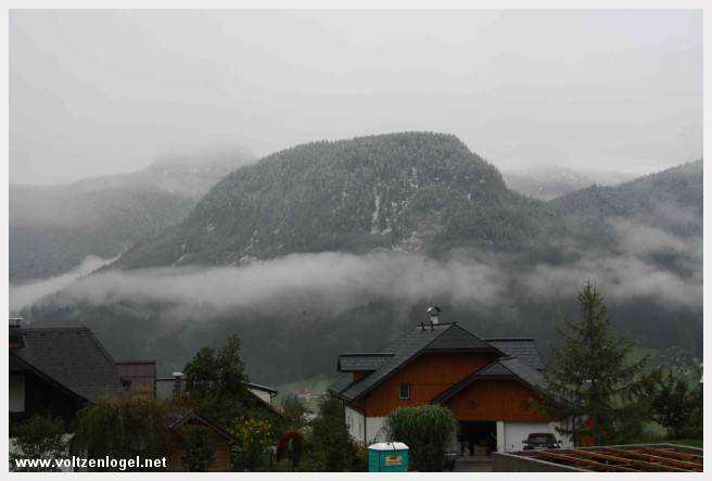 Exploration des trésors cachés de Gosau dans le Salzkammergut.