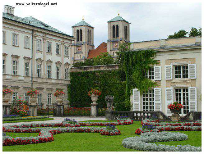 Schloss Mirabell. Les jardins du chateau Mirabell à Salzbourg