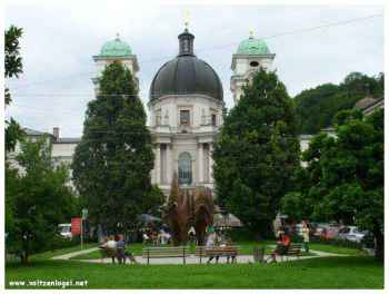 Les jardins du chateau Mirabell à Salzbourg