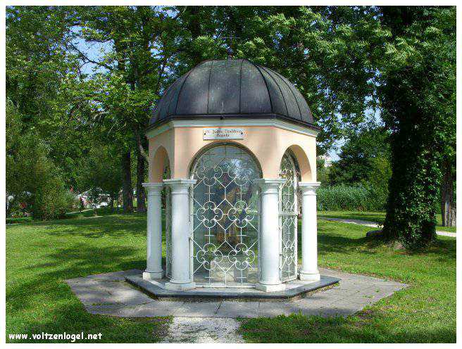 Explorez la beauté naturelle de MondSeeLand.