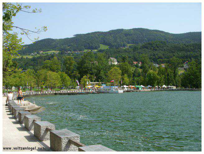 Explorez la beauté naturelle de MondSeeLand.