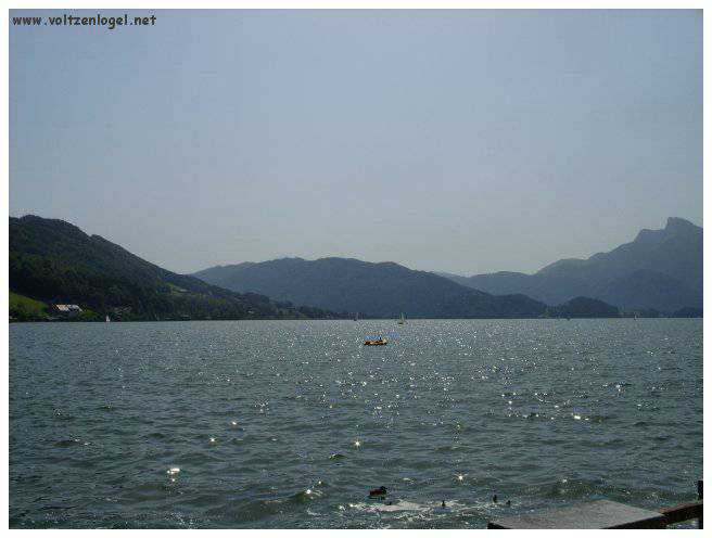 Explorez la beauté naturelle de MondSeeLand.