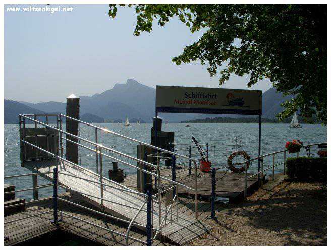 Explorez la beauté naturelle de MondSeeLand.