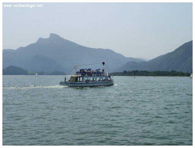 Explorez la beauté naturelle de MondSeeLand.