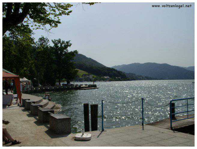 Explorez la beauté naturelle de MondSeeLand.