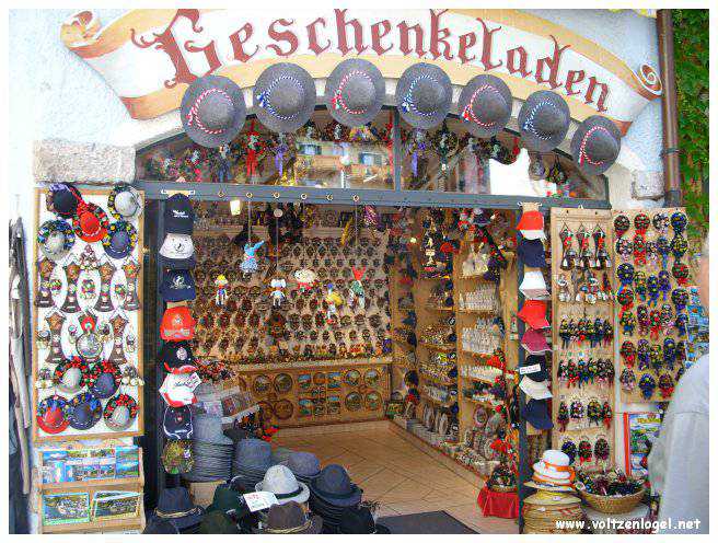 Vue panoramique du lac Wolfgangsee à Sankt Wolfgang im Salzkammergut, Autriche