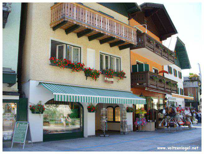 Vue panoramique du lac Wolfgangsee à Sankt Wolfgang im Salzkammergut, Autriche