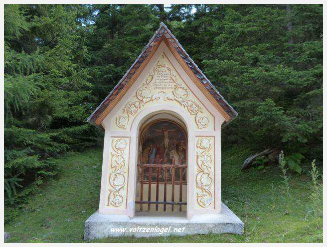 Vue panoramique depuis le téléphérique du Serles à Mieders, Vallée du Stubai
