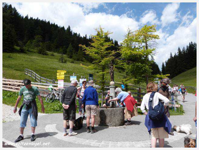 Vue panoramique depuis le téléphérique du Serles à Mieders, Vallée du Stubai