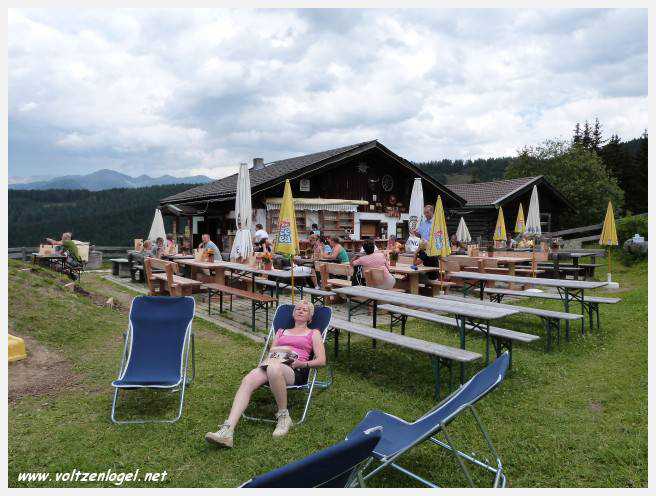 Vue panoramique depuis le téléphérique du Serles à Mieders, Vallée du Stubai