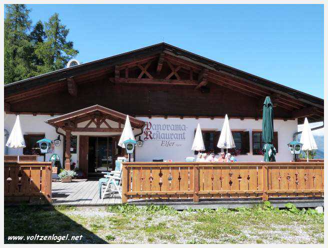 Vue panoramique des montagnes alpines de Neustift au Stubaital