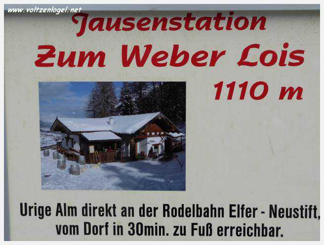 Vue panoramique des montagnes alpines de Neustift au Stubaital