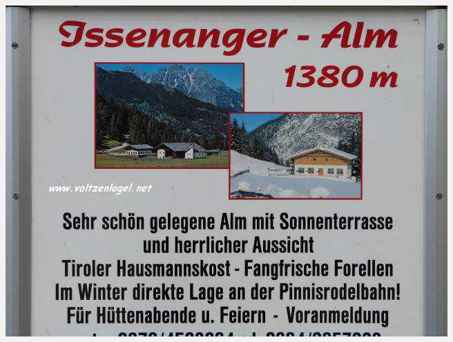 Vue panoramique des montagnes alpines de Neustift au Stubaital