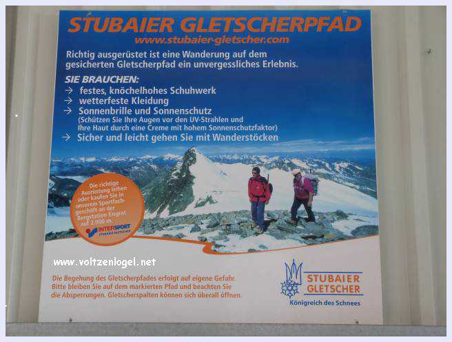 Stubaier Gletscher Top Of Tyrol. Téléphérique du glacier de Stubai à Neustift