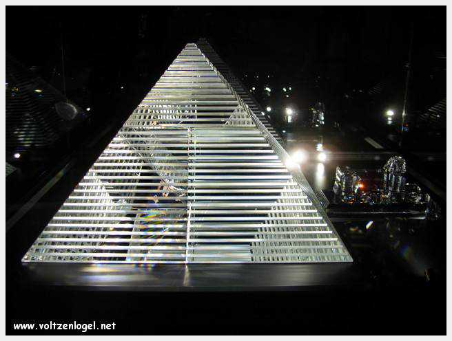 Éclat du cristal Swarovski à Wattens, Tyrol : Chambres des Merveilles et créations uniques