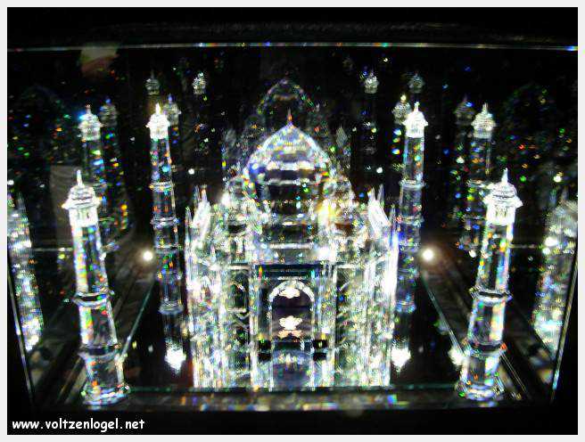 Éclat du cristal Swarovski à Wattens, Tyrol : Chambres des Merveilles et créations uniques