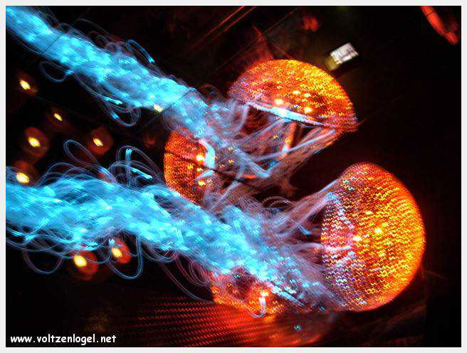 Éclat du cristal Swarovski à Wattens, Tyrol : Chambres des Merveilles et créations uniques