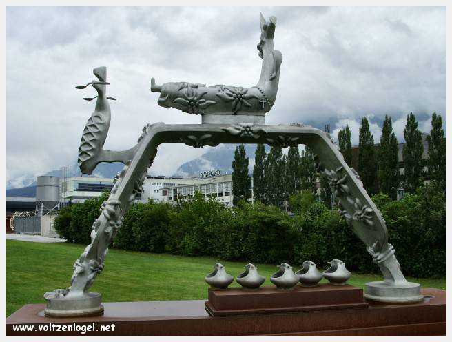 Éclat du cristal Swarovski à Wattens, Tyrol : Chambres des Merveilles et créations uniques