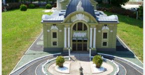 Le théâtre de Czernowitz en Ukraine