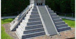 Pyramide El Castillo à Chichen Itza