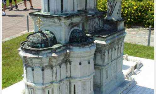Monastère de Curtea de Argeș, chef-d'œuvre architectural et trésor historique roumain