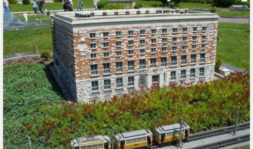 Visitez la Bibliothèque nationale et universitaire de Laibach à Ljubljana
