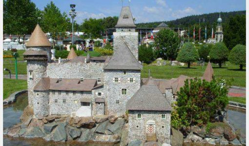 Château Fort Heidenreichstein entouré de douves, au cœur du Waldviertel