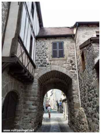 Beaulieu pittoresque cité médiévale
