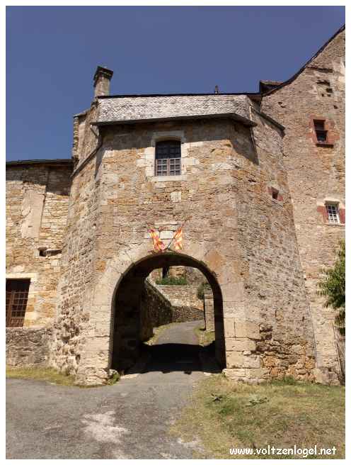 Au Xleme siècle les seigneurs de Turenne firent édifier le château