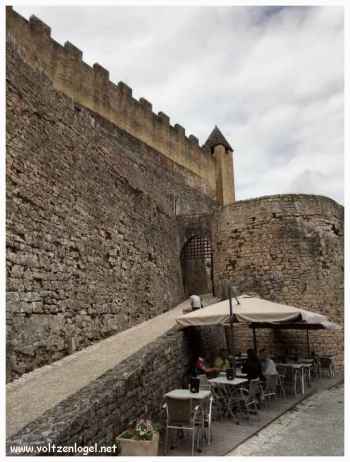 Enceinte fortifiée du chateau de Beynac