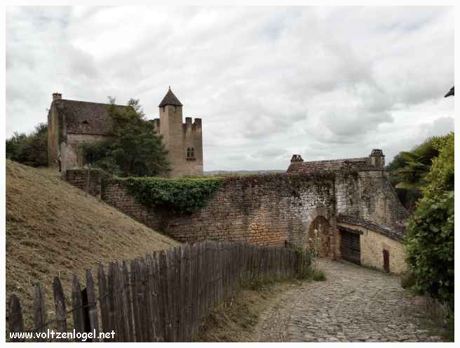 Château de Beynac ; Forteresse médiévale de la Dordogne