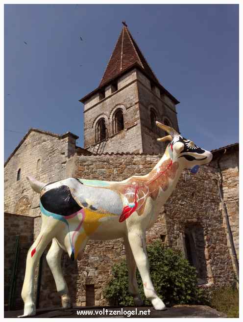 Sculpture chèvre jardin de l'église Saint Pierre