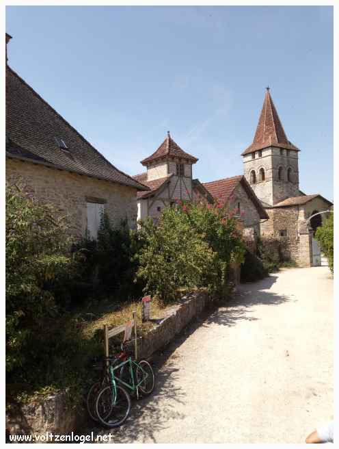 Carennac village situé au coeur de la vallée de la Dordogne