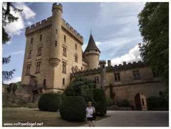Château de Puymartin, les tours de Puymartin, les pièces meublées, les remparts, le parc