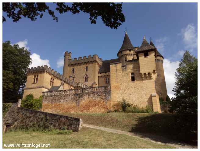 Découvrez le château de Puymartin entre Sarlat et Les Eyzies
