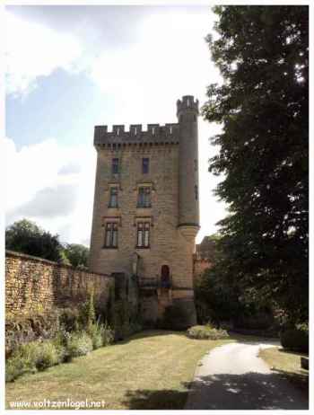 Le château de Puymartin, propriété de la famille de Chérade de Montbron