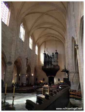 La Cathédrale Saint-Sacerdos de Sarlat, centre historique de Sarlat-la-Canéda