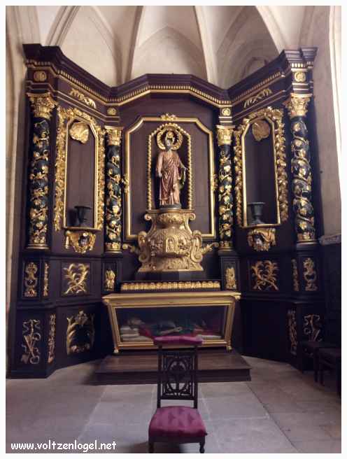 Sarlat la Cathédrale Saint Sacerdos, Orgue en nid d'hirondelle