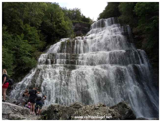 La plus grande cascade du Hérisson ; Cascade de l'Éventail = 65 mètres de hauteur