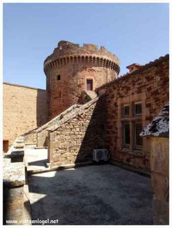 Le château de Castelnau-Bretenoux, oeuvre architecturale unique