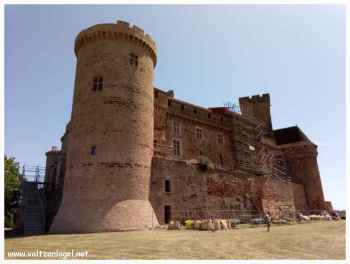 Le château de Castelnau-Bretenoux en Dordogne